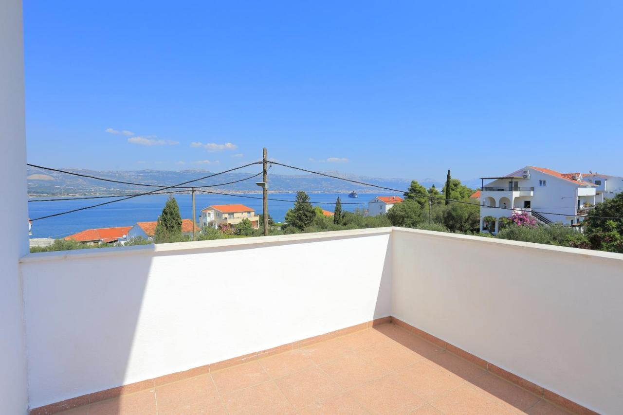 Apartment Arbanija 1125A Trogir Exterior foto